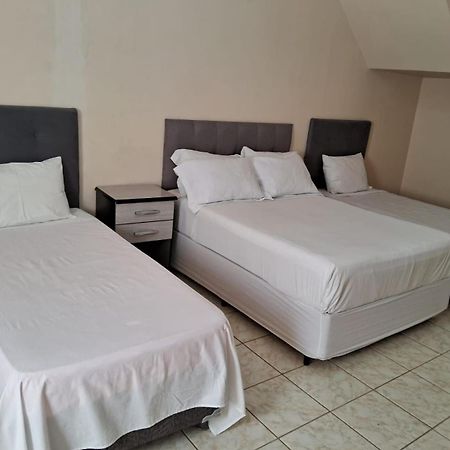 Casa Santa Amelia C/ Garagem Villa São Roque Dış mekan fotoğraf